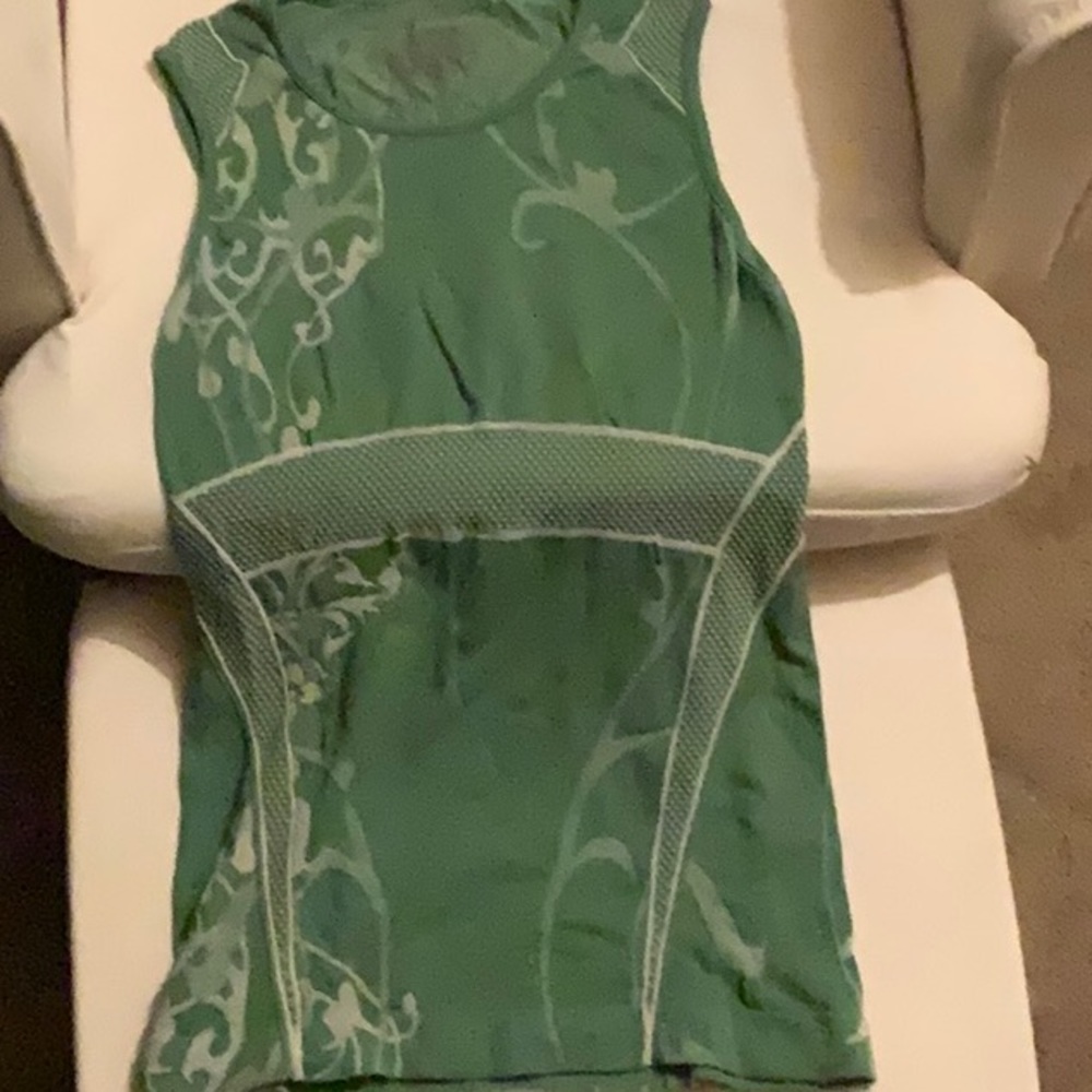 Athleta Tank top size S